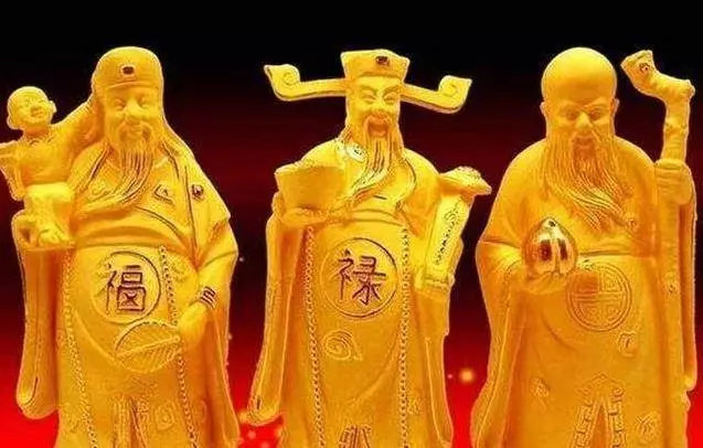 窮一時富一世，六大生肖躲不過富貴命，早晚是大富翁