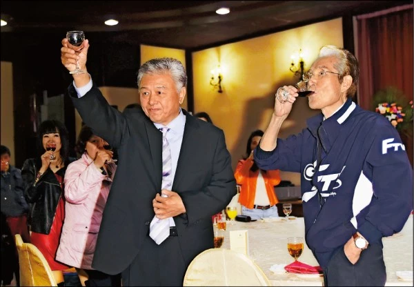 演藝圈唯一恩人！徐亨當年宣告破產「親友紛紛閃避」唯獨他不離棄「二話不說借650萬」淚謝：沒他就沒我