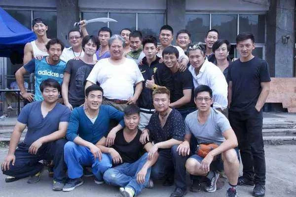 洪金寶：我捧出來的人，後來我都叫不動了！成龍：沒有我叫不動的人！
