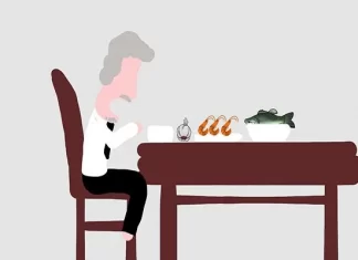 64歲的阿姨，骨頭年輕的像30多歲，她的3種生活習慣，值得學習