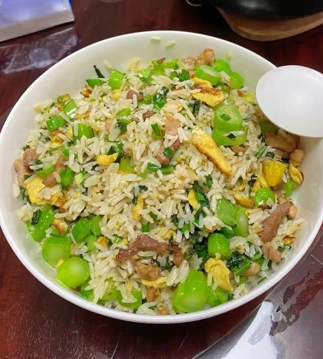 孩子挑食，推薦10道美食炒飯，葷素搭配適合孩子營養吸收，請收藏