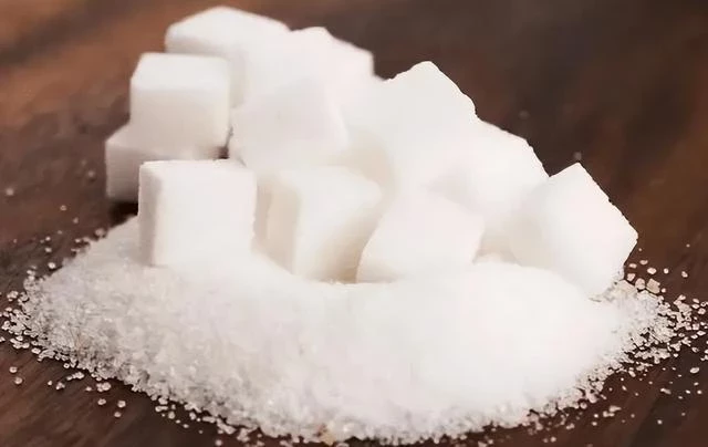食品過期了一天還能吃嗎？這5種食品其實沒有「保質期」，別浪費
