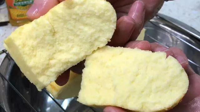   沒烤箱，沒打蛋器，沒秤，詳細解說水蒸蛋糕做法，蓬鬆暄軟細膩，特別好吃