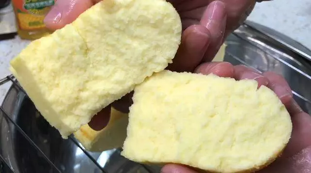   沒烤箱，沒打蛋器，沒秤，詳細解說水蒸蛋糕做法，蓬鬆暄軟細膩，特別好吃
