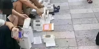 沒人相信iPhone 14會賣不出！陸黃牛慌了　路邊擺地攤虧本求售