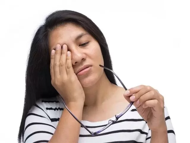 體內有疾，眼睛有預兆！眼睛出現6種異樣，或是癌症或疾病的預警