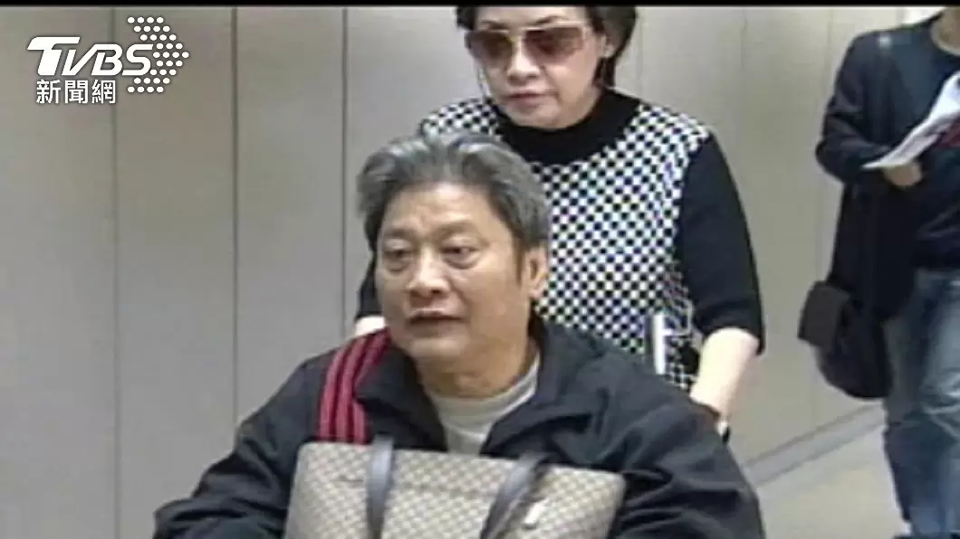 唱紅愛你一萬年！山地歌王「重摔智力退化」妻兒遠走美國「輕生被救回」72歲晚景曝光：聽歌就流淚