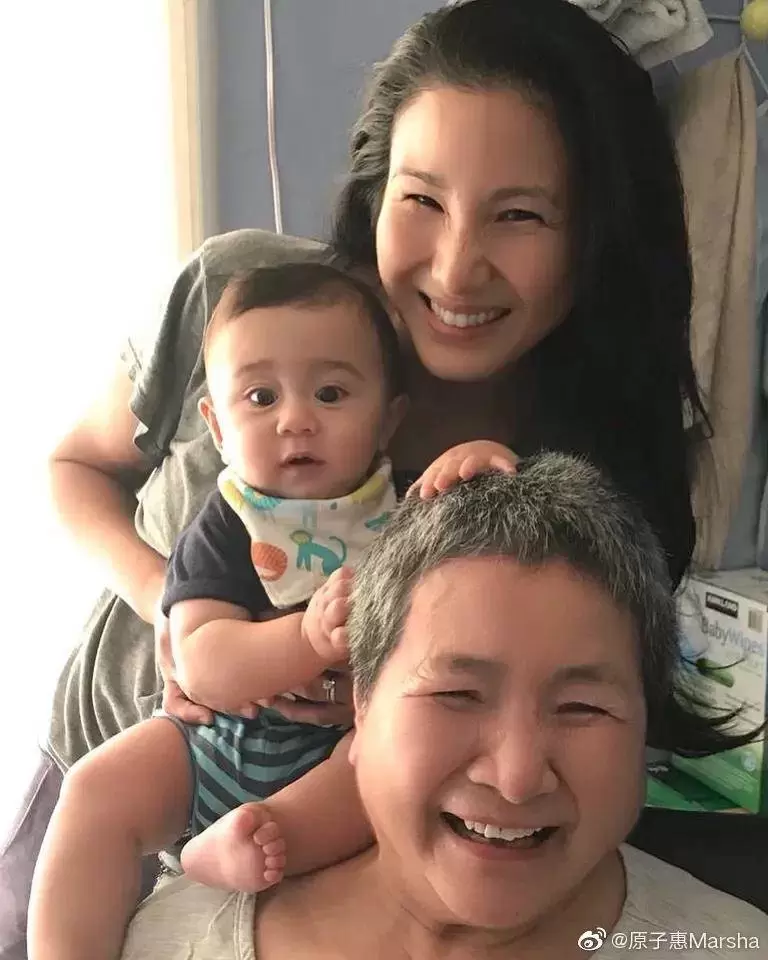知名「武打皇後」近況曝光，76歲坐輪椅出行，身體狀況惹擔憂