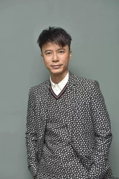 他本該成為四大天王，卻被郭富城「擠」下台，如今50多歲成「至尊」