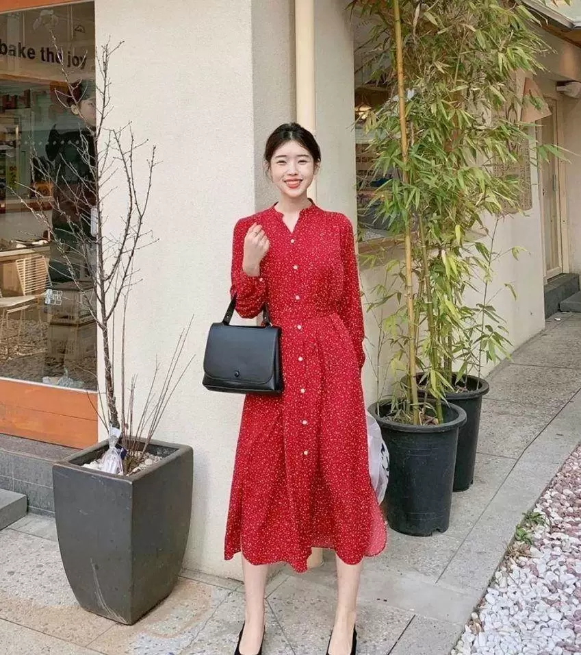真正高級的女人，穿裙子都離不開這3種「顏色」，高級顯貴有氣質