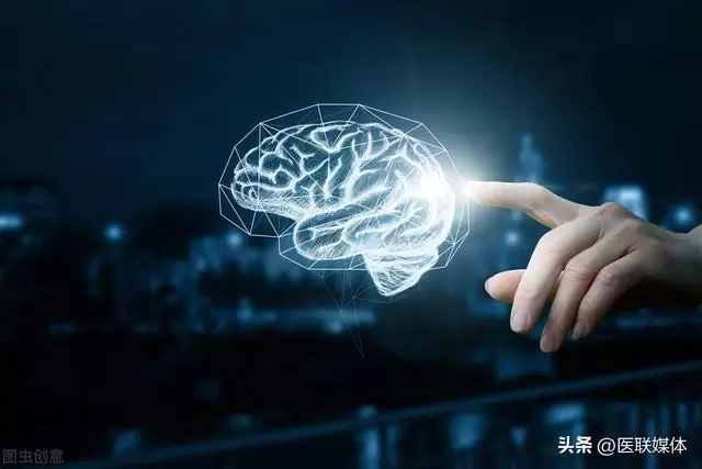 吃完飯就開始犯困，是大腦供血不足？自查，可能是這2個原因