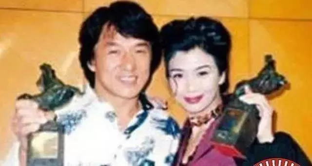 拒絕過成龍，卻因拍戲大膽無人敢娶，57歲吳家麗「胖」到無人識