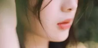 想要拍照自然好看 ,掌握12個拍照姿勢、技巧,拍照又美又自然