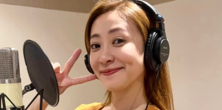 女星出殯火化!老母親靈堂「痛哭癱軟」需眾人攙扶 緊抱棺木送別:「最後一次擁抱」