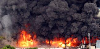 第二大工廠爆炸!急救火仍失控「三度崩塌成火海」 場內「400人遭殃」救援現況曝光