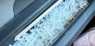 爸爸車上驚見「神秘透明十字架」!網一看吐真相:他默默扛了20年
