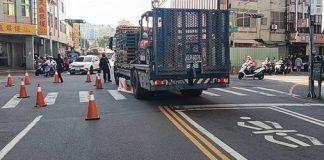 快訊 /彰化買菜婦「驚見路邊身亡」!目擊民眾嚇壞:全都露出來了…