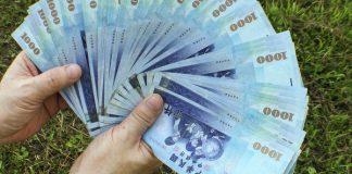 普發現金再一次?立委提「每人補助1萬」政府回應了