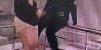 女警聊天到一半!突開槍「擊中女子腰部」她痛苦摀肚 後續狀況曝光