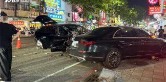 最新/高雄特斯拉失控!高速撞13車「賓士用愛車擋下」 救下超多人「車主大咖身分曝」發聲了