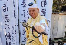 突插管躺病床!資深男星「肝膿瘍破裂」醫示警:1部位痛別拖